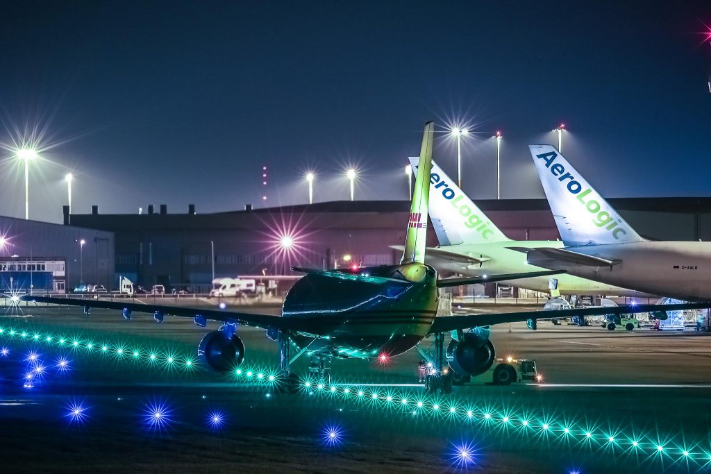 airport near nottingham uk