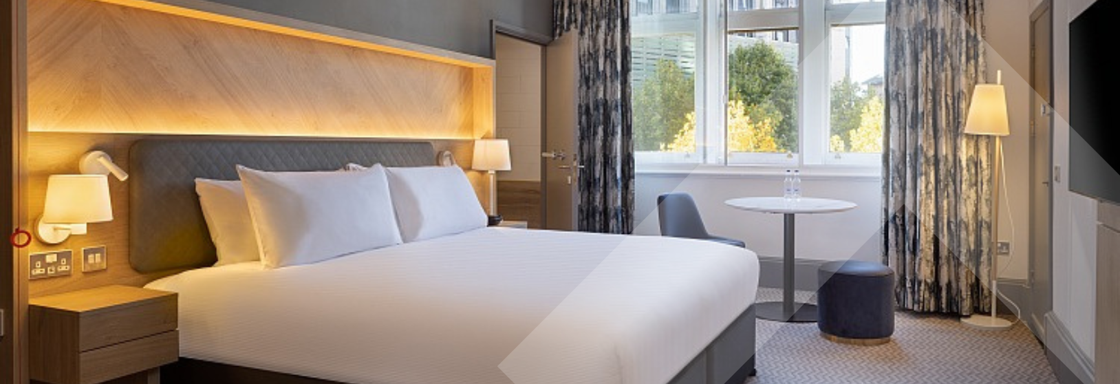Accommodation booking platform